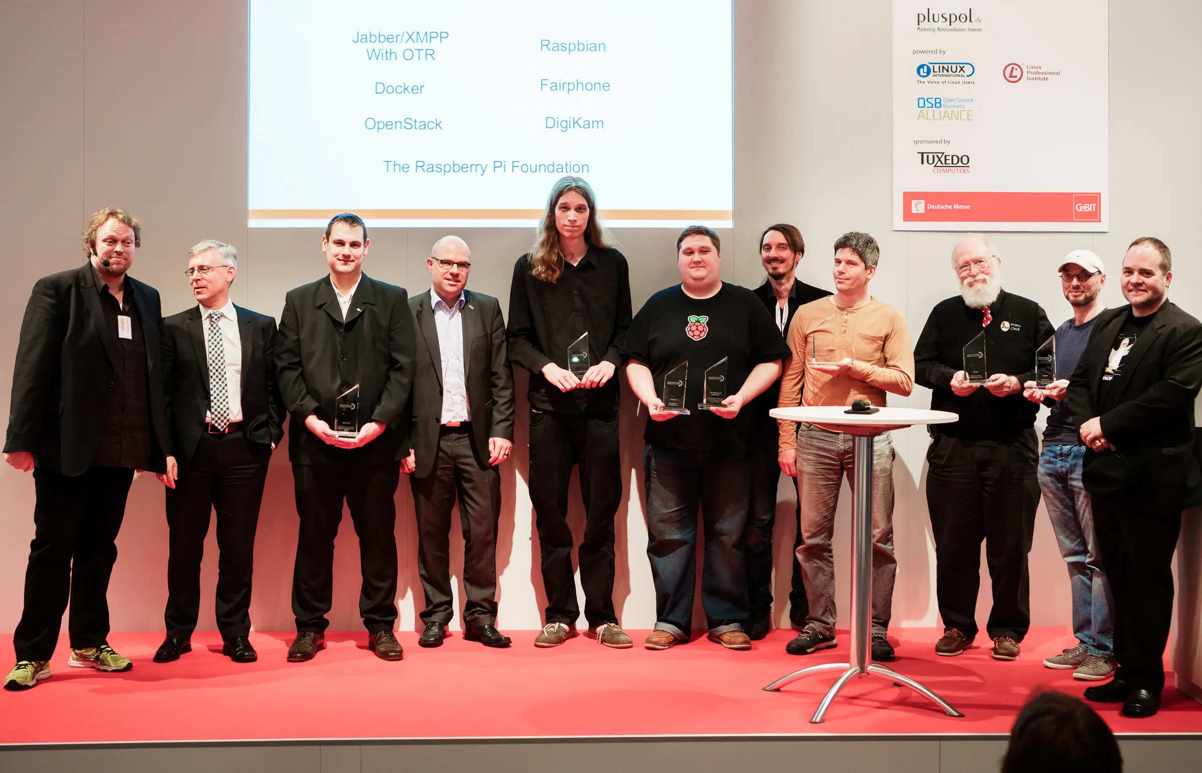 Linux New Media Awards 2015 – Group shot showing the winners and presentators