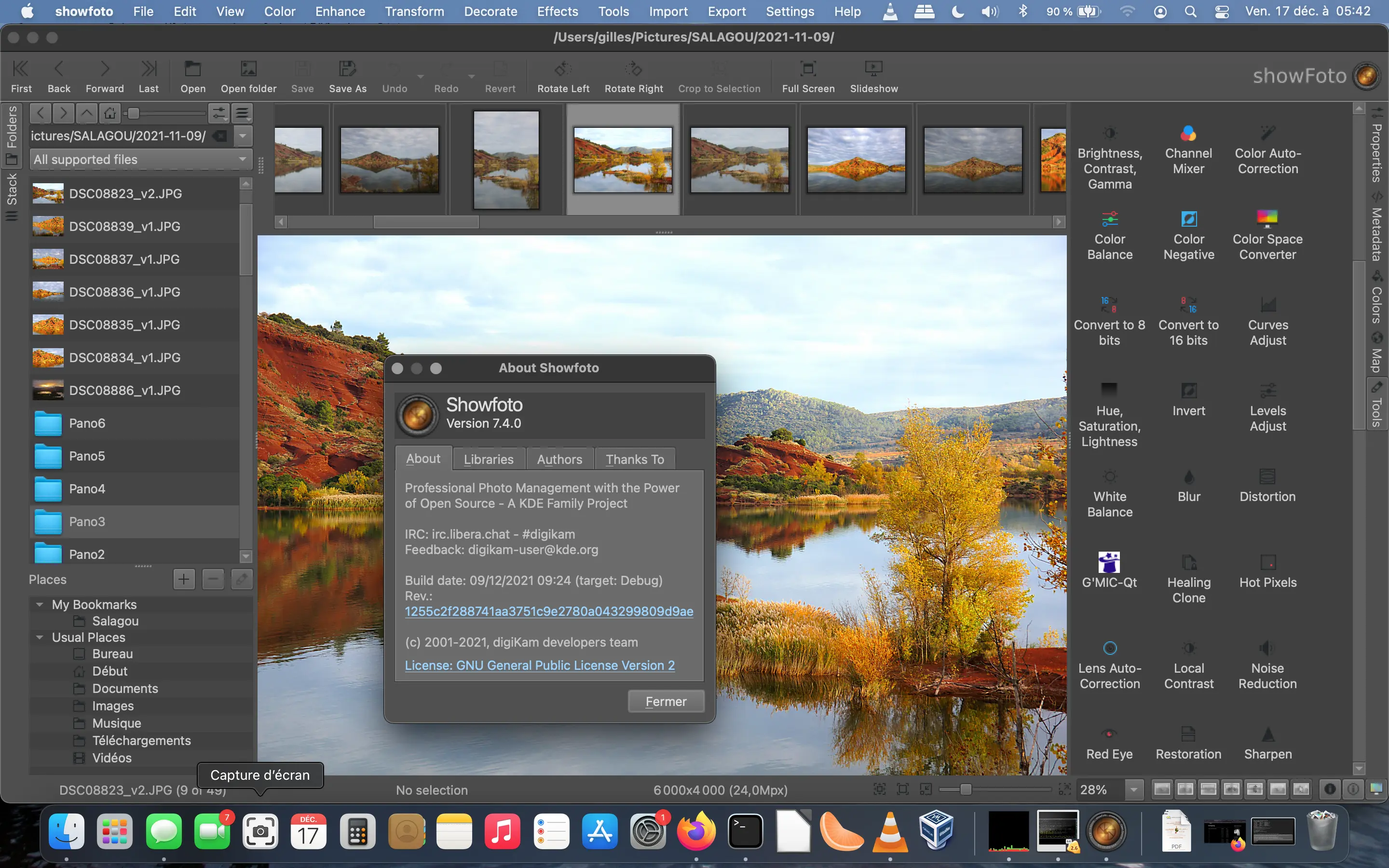 Showfoto 7.4.0 With Folder-View from Left Sidebar